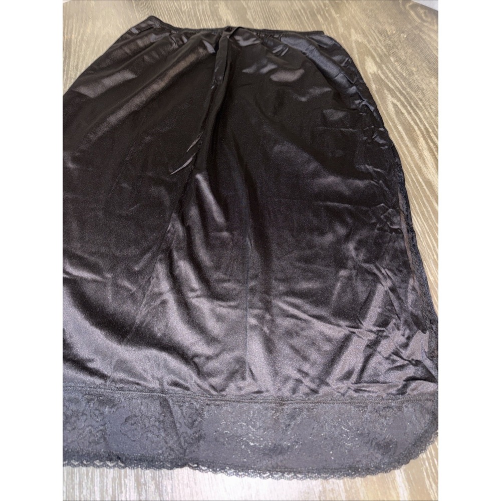 Vintage Vanity Fair Half Slip‎ Skirt Size Medium MIDI Side Slit 11-760
